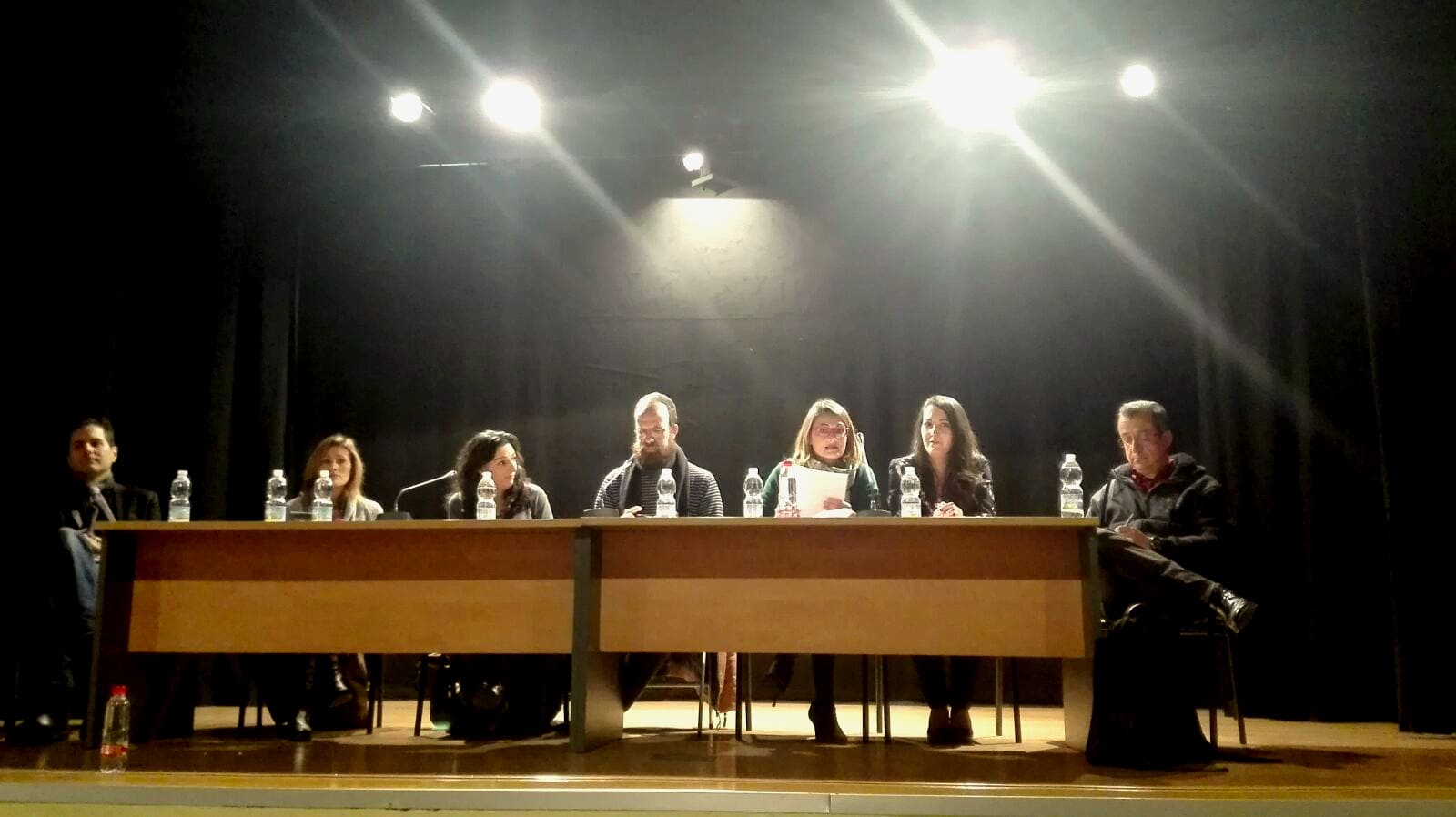 I Edición mesa redonda sobre acoso escolar